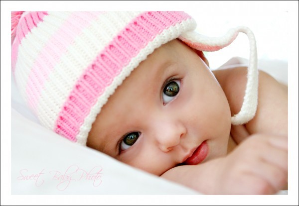 Những hình ảnh bé gái sơ sinh dễ thương